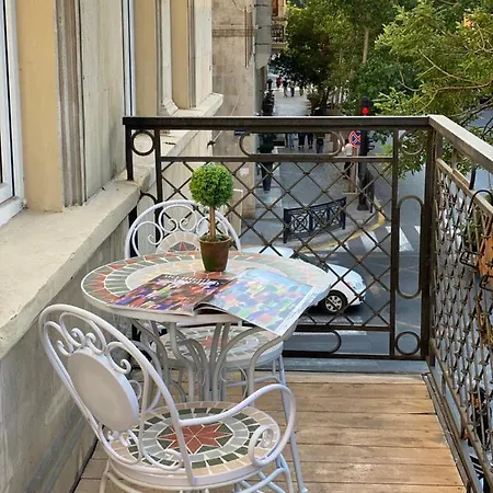 Central Baku New Apartment Exterior photo